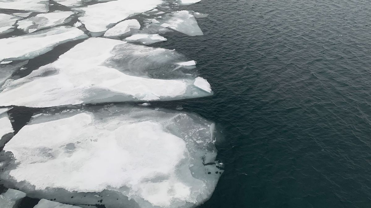 Metanové bubliny a žádný led: Arktida nezamrzá